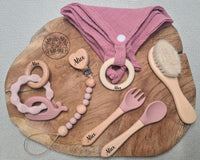 Coffret bébé personnalisé avec accessoires rose
